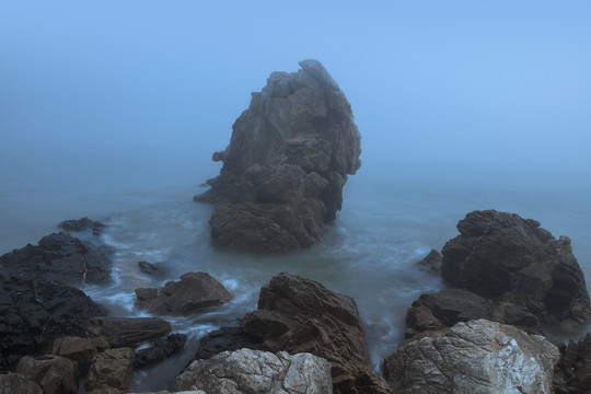 威海海浪礁石