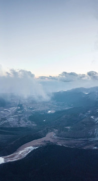 航拍山峰