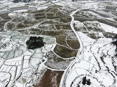 乡村田园冬天雪景航拍