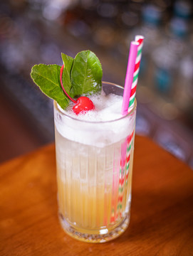 鸡尾酒