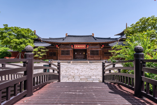 上海广富林文化遗址的知也禅寺
