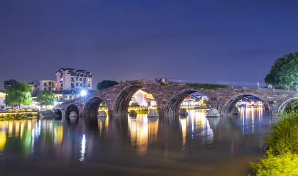 杭州塘栖古镇夜景