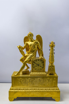 铜鎏金路易十六壁炉钟表