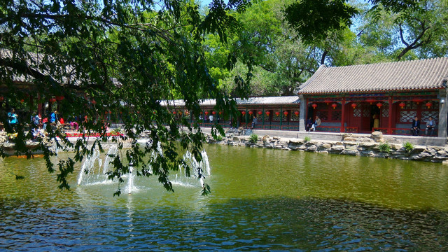 北京明清建筑恭王府喷泉