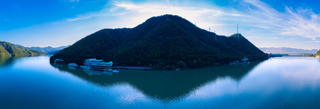 杭州桐庐县严子陵钓台风景区