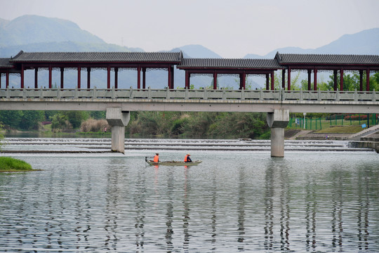 守护碧水