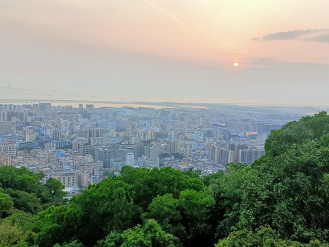 夕阳唯美大片落日沾高望远