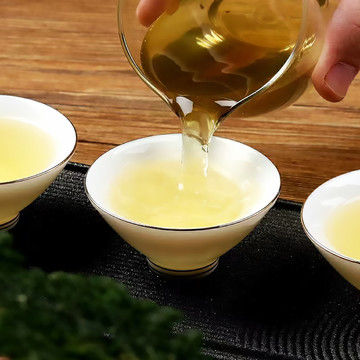 倒茶动作