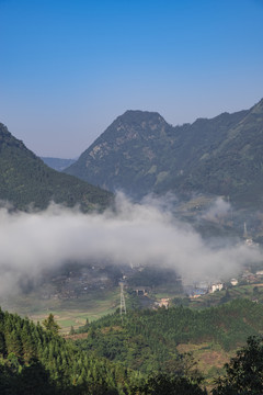 大山云雾风景