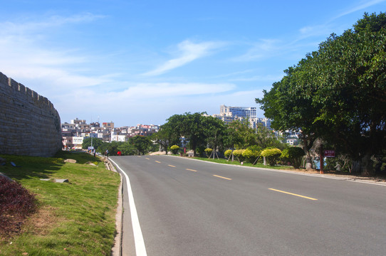 崇武古城旅游公路景色