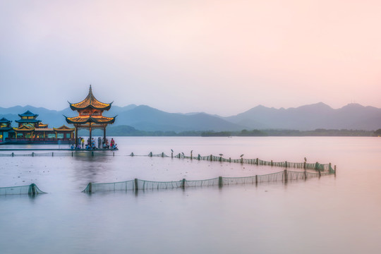 杭州西湖中式园林风景