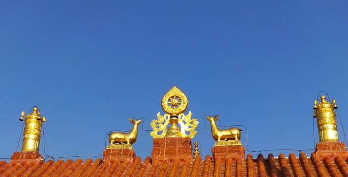寺院鎏金屋顶
