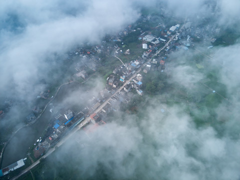 空中俯瞰云海