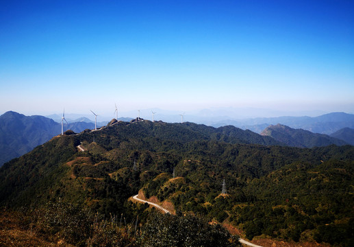 云浮风车山上观景