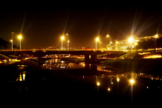 光明茅洲河夜景