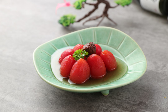 乌梅西红柿