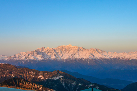 牛背山