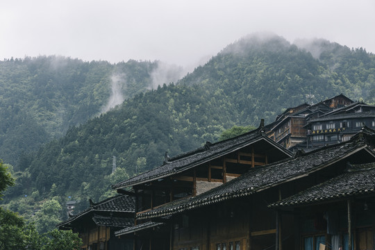 大山脚下的村落