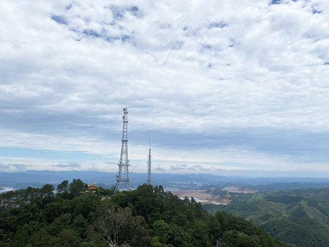 梧州白云山电塔