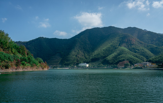 新安江山水风光全景