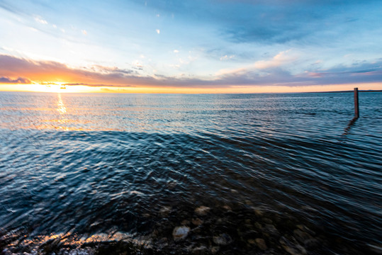 青海湖夕阳