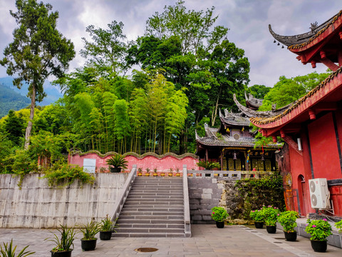 云峰寺石阶寺庙楼角