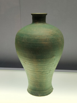 绿釉陶梅瓶