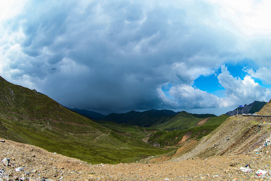 拉鸡山