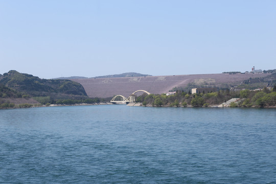 黄河小浪底水库鹰嘴山风景区