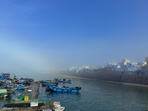 海港的雾天