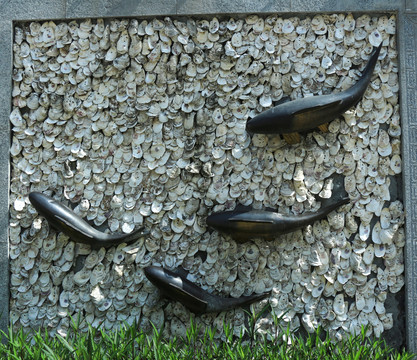 鱼雕塑