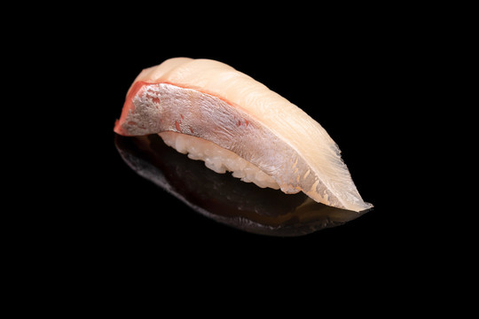 池鱼王腩寿司
