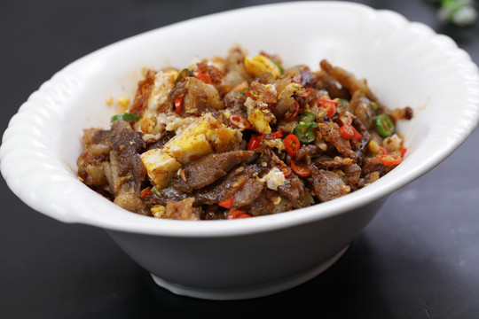 拆骨肉炒荷包蛋