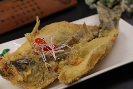 蒜香鲈鱼