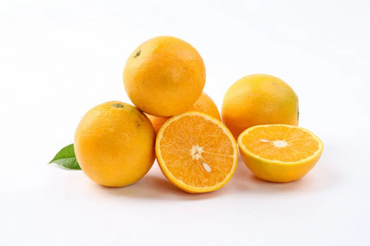 甜美多汁的夏橙