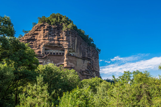 天水麦积山