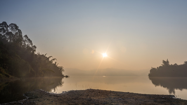 惠州凤谷湖畔露营地显岗水库