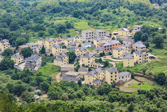 秀峰新农村