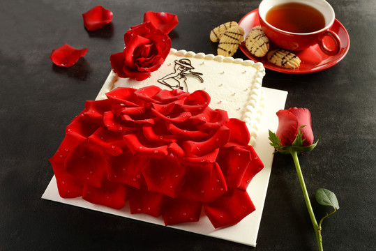 玫瑰花蛋糕鲜花蛋糕