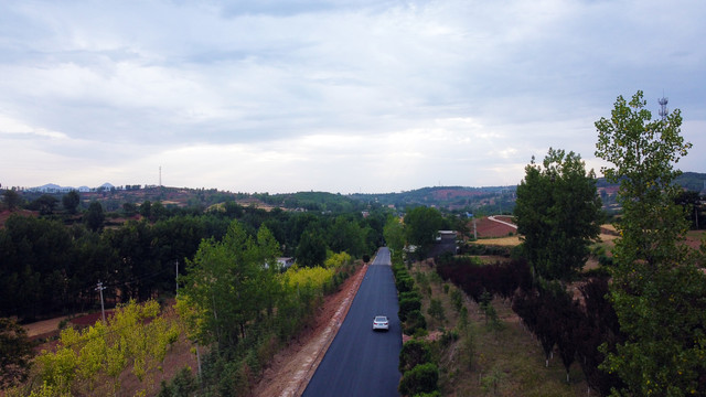 山间公路