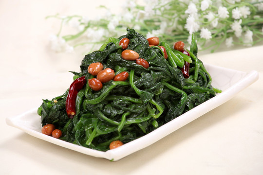 果仁菠菜