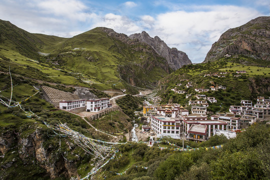 德仲温泉城