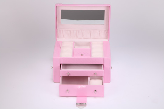 粉红色抽屉首饰盒