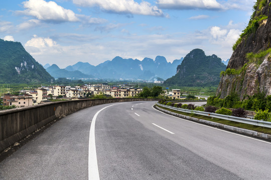 山村高速公路