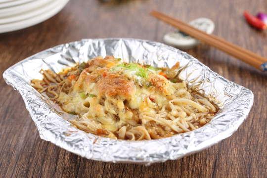 黑椒芝士焗金针菇