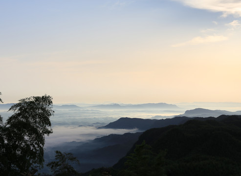 云海日出