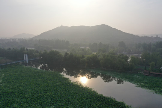 莒南鸡龙河湿地公园卧佛寺