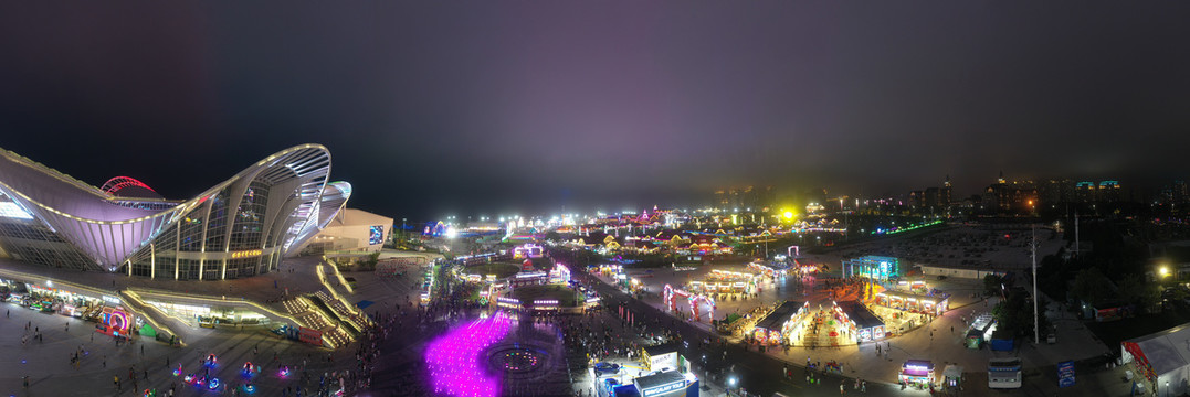 青岛啤酒城夜景