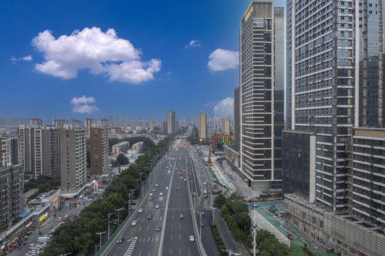 济南经十路街景