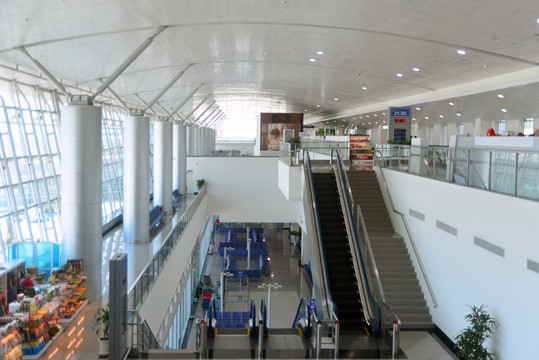 越南新山一国际机场候机厅